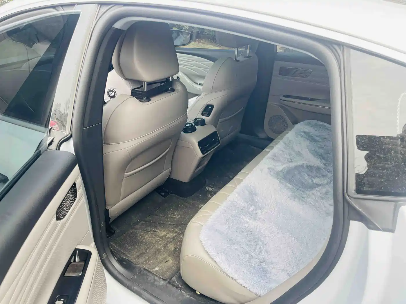 GEELY GALAXY GALAXY SPARKLE 8