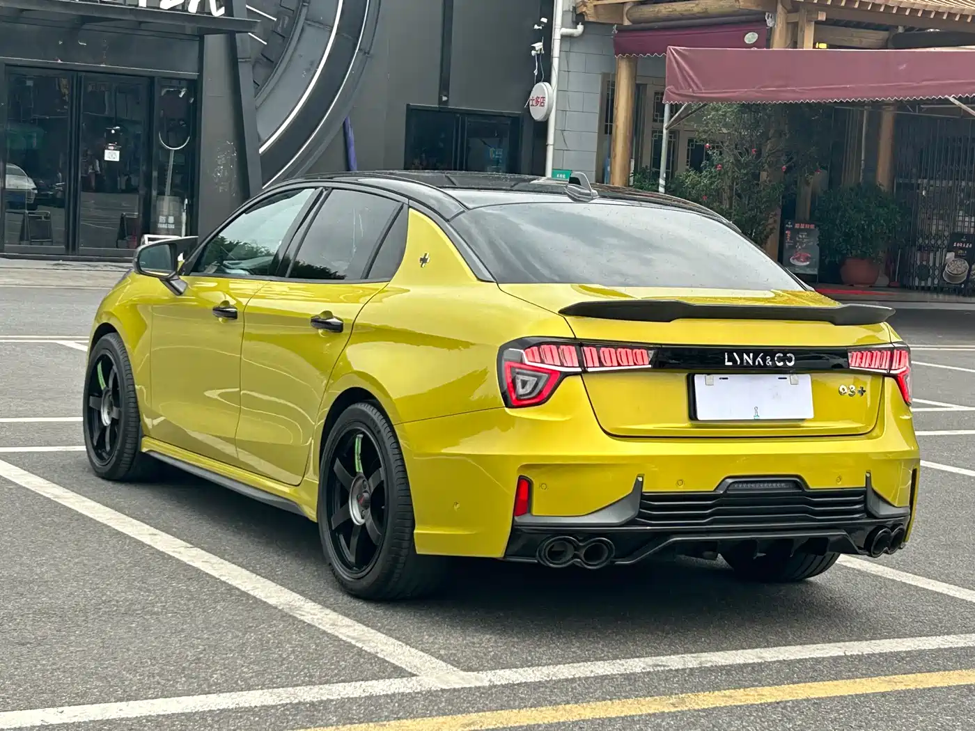 Lynk & Co 03 2021 03+ 2.0TD Auto Wind Rider Edition фото 8