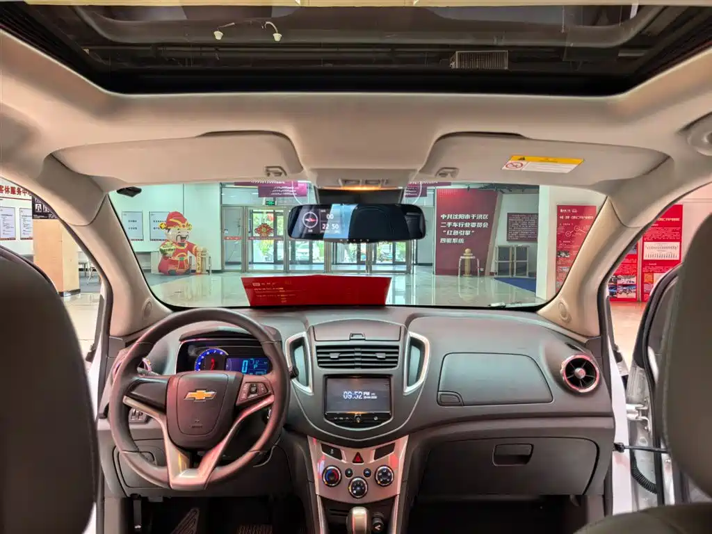 Chevrolet Trax 2014 1.4T Automatic 2WD Luxury фото 10