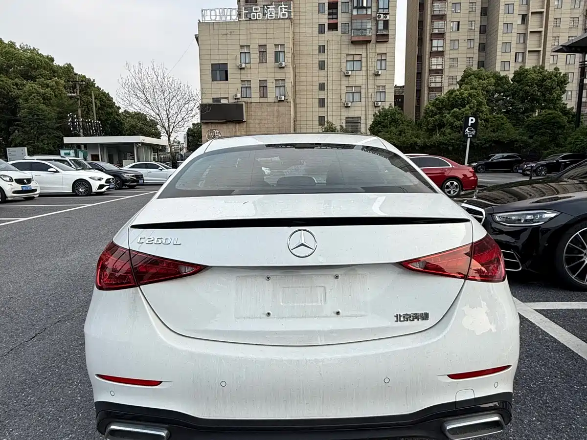 Mercedes-Benz C-Class 2024 C 260 L Night Edition Sport фото 8