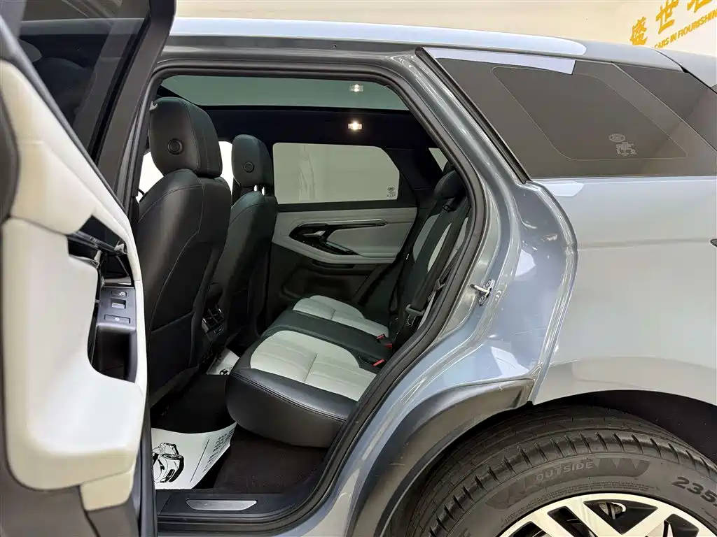 Land Rover Range Rover Evoque 2020 249PS R-DYNAMIC SE Sport Tech Edition фото 6