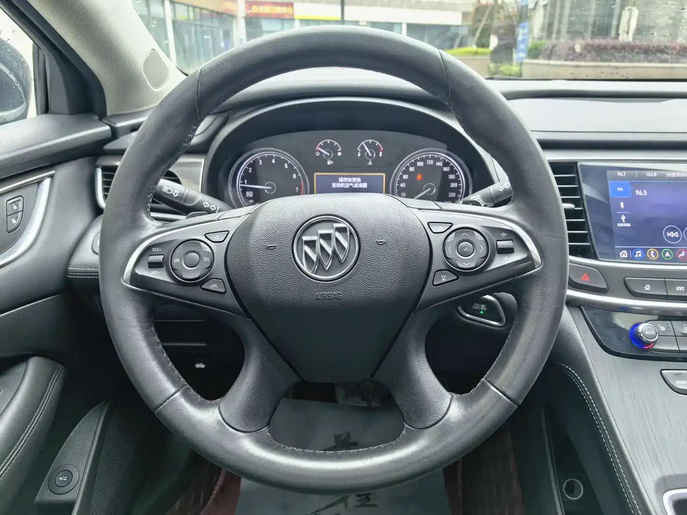 Buick LaCrosse 2019 28T Luxury Edition фото 18