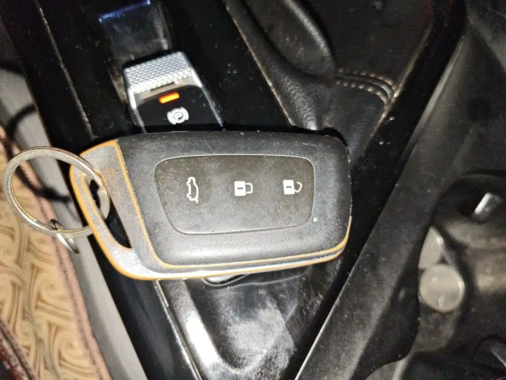 Baojun RC-5 2020 2020 1.5T CVT Zhiyao Luxury