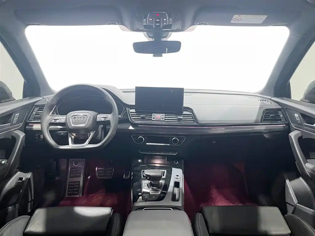 AUDI Q5L SPORTBACK