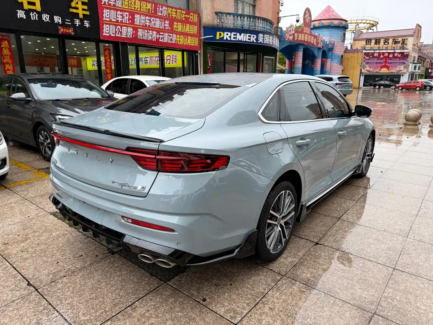 Фото 8 - Geely Preface