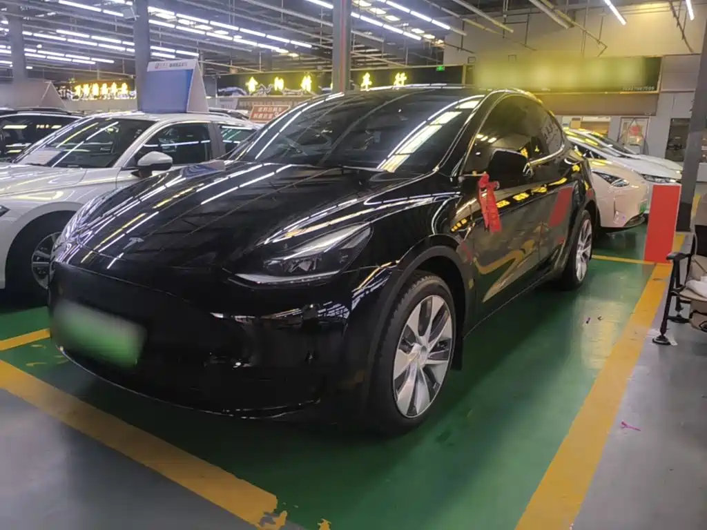 Tesla Model Y 2022
