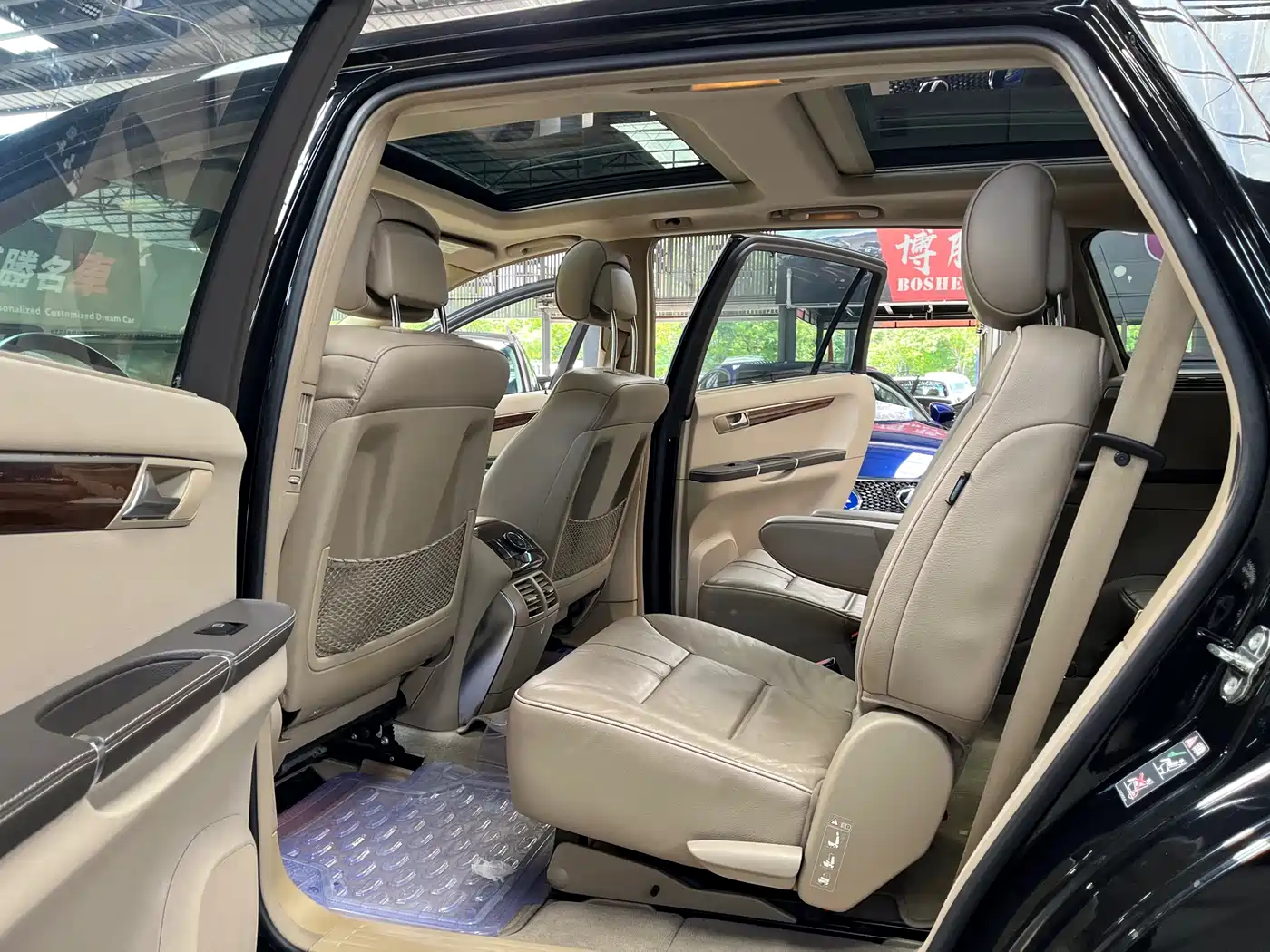 Mercedes-Benz R-Class 2011 R 350 L 4MATIC фото 18
