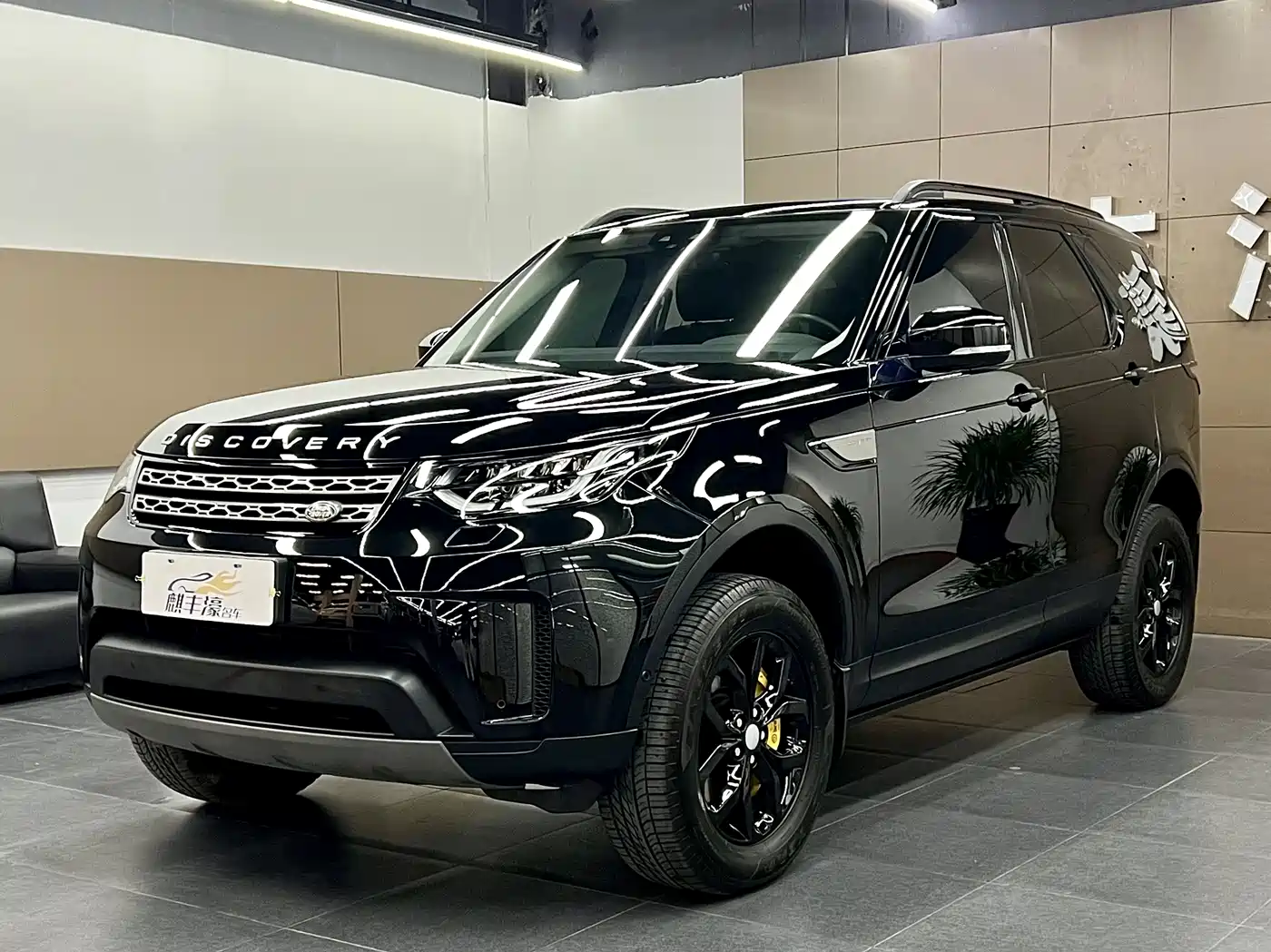 Land Rover Discovery 2018 3.0 SC V6 SE