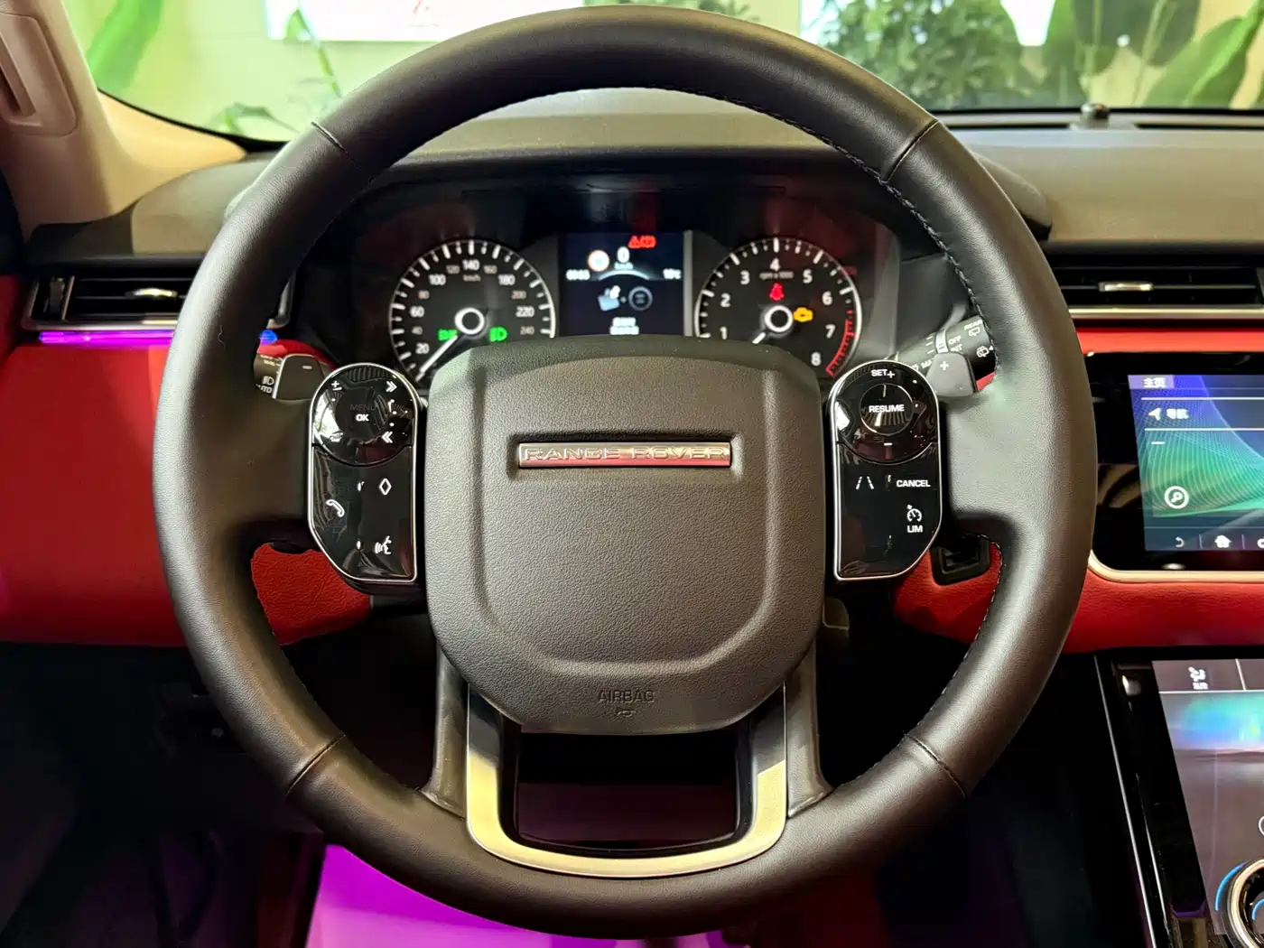 Land Rover Range Rover Velar 2020 P250 фото 13