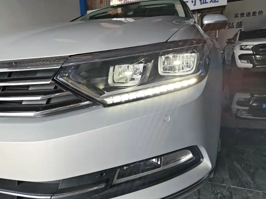 Photo 24 - Volkswagen Magotan