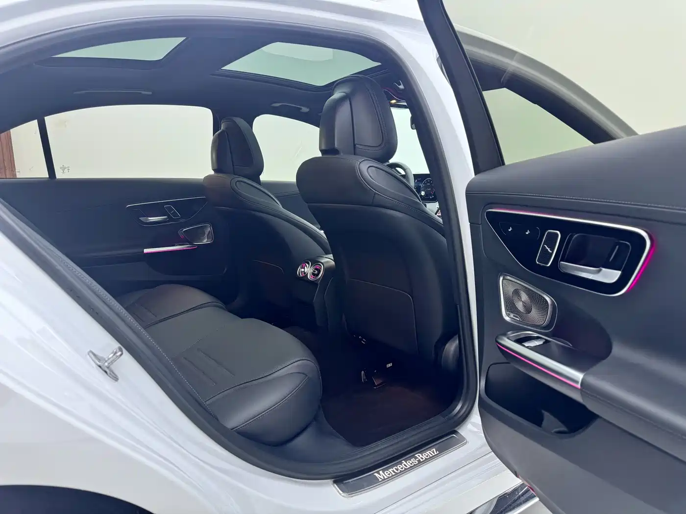 Mercedes-Benz C-Class 2023 C 260 L Sport фото 7