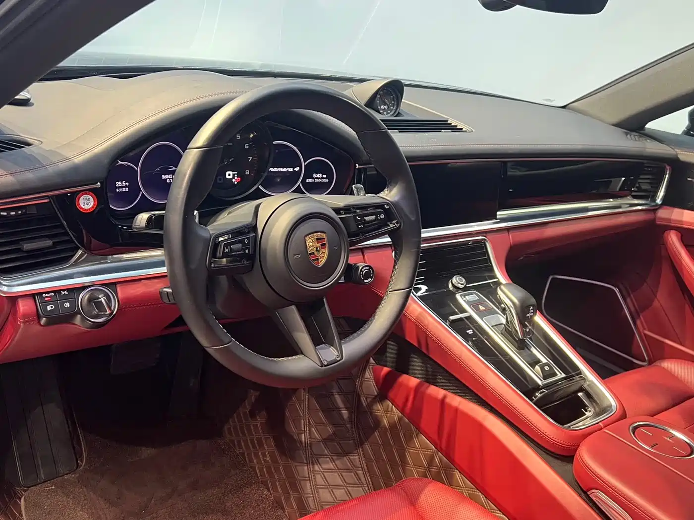 Porsche Panamera 2022 Panamera 4 Executive Long Wheelbase 2.9T фото 4