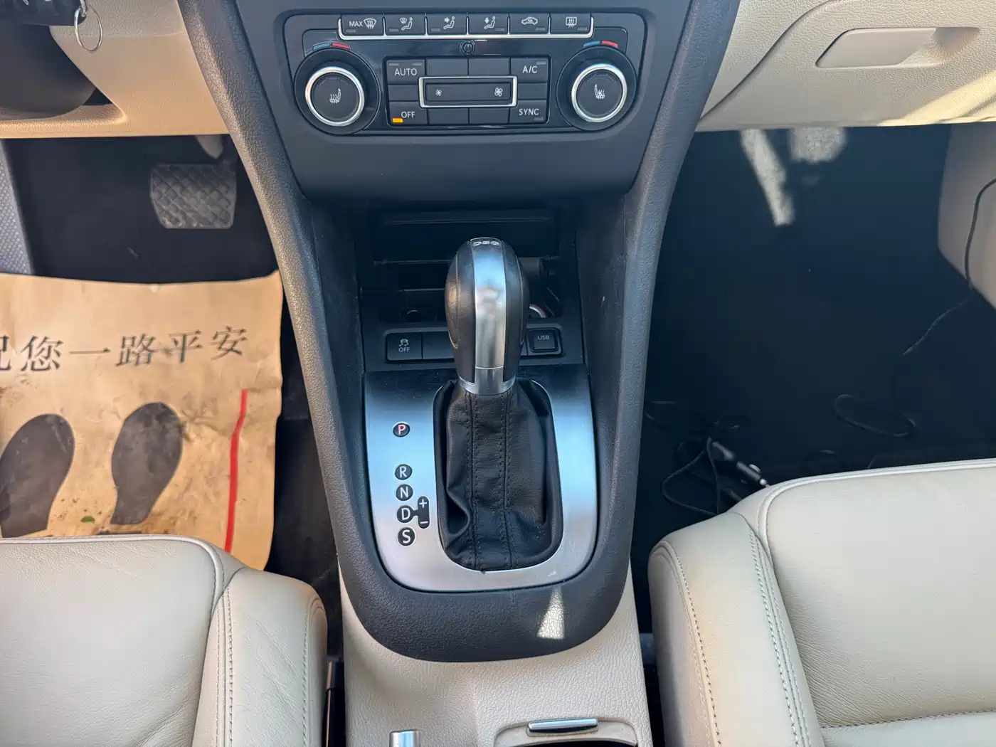 Volkswagen Golf 2012 1.4TSI Automatic Luxury фото 18