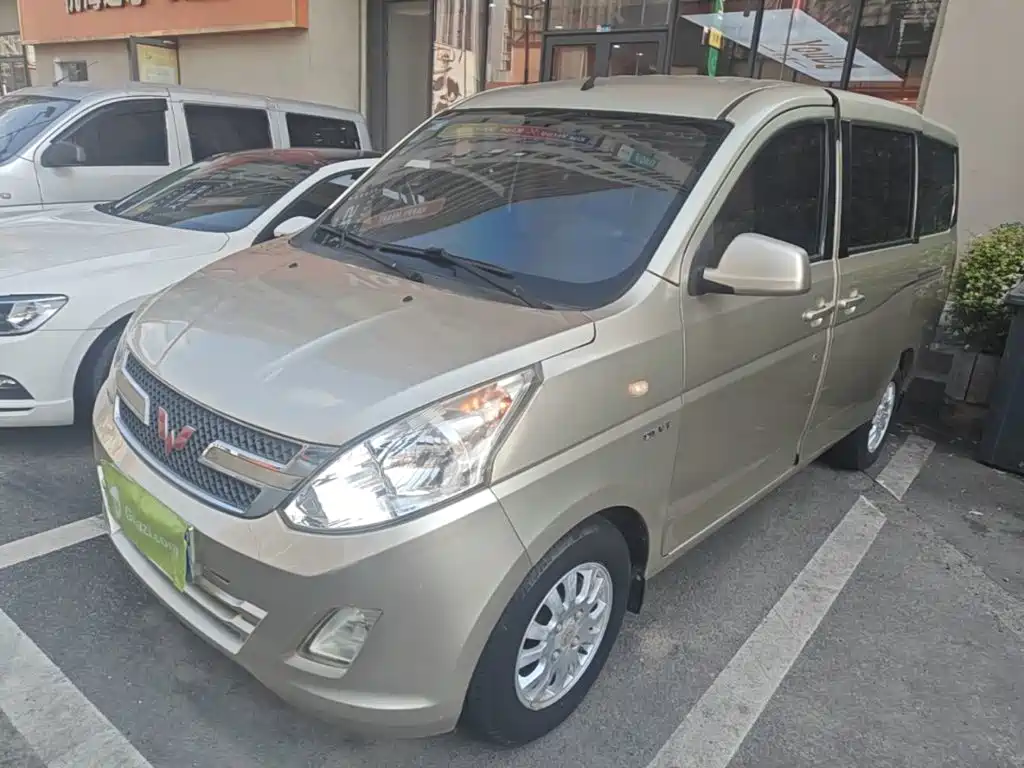 Wuling Motors Wuling Rongguang V 2017 2016 1.5L Standard