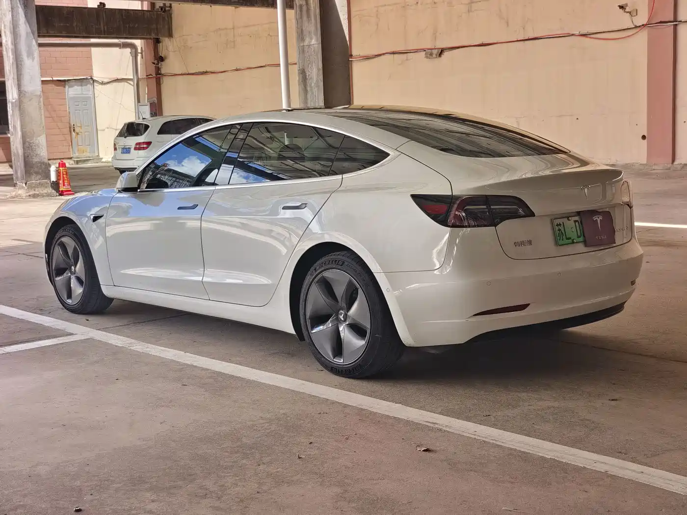 Tesla Model 3 2020 2020 Facelift Standard Range RWD Upgrade