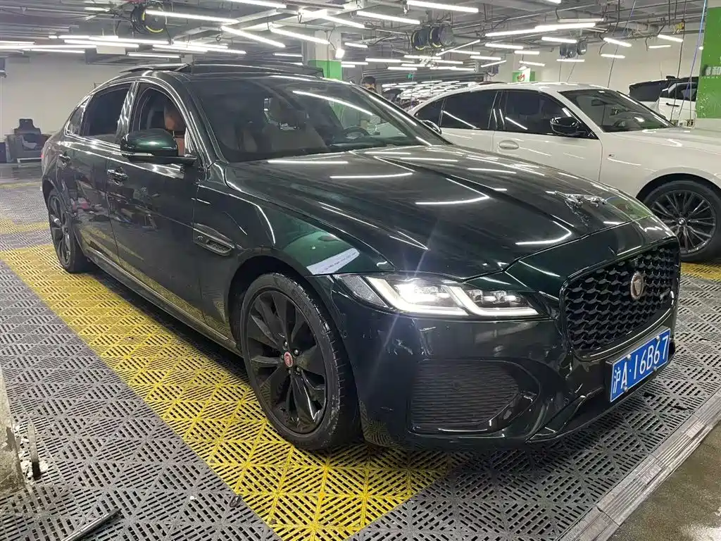 JAGUAR XFL