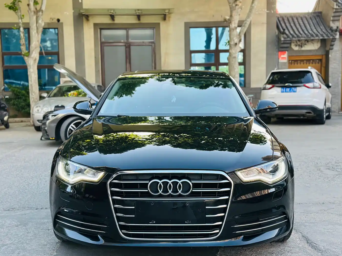Audi A6L 2014 30 FSI Comfort фото 2