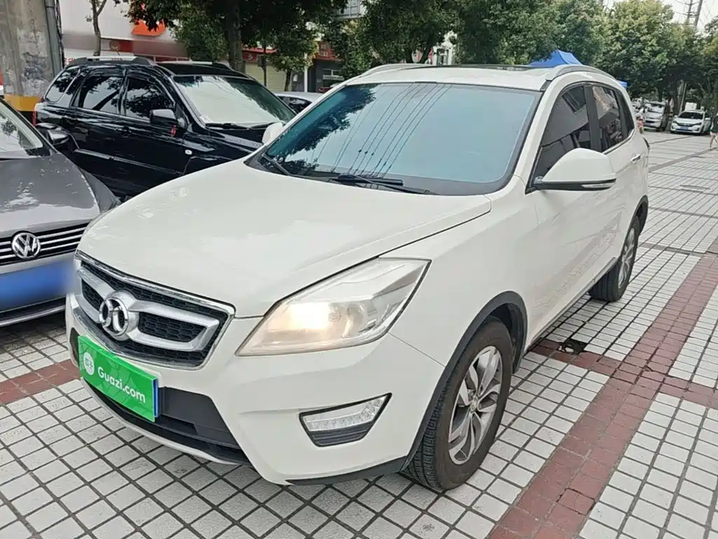 BAIC Senova X65 2019 2015 2.0T Automatic Elite