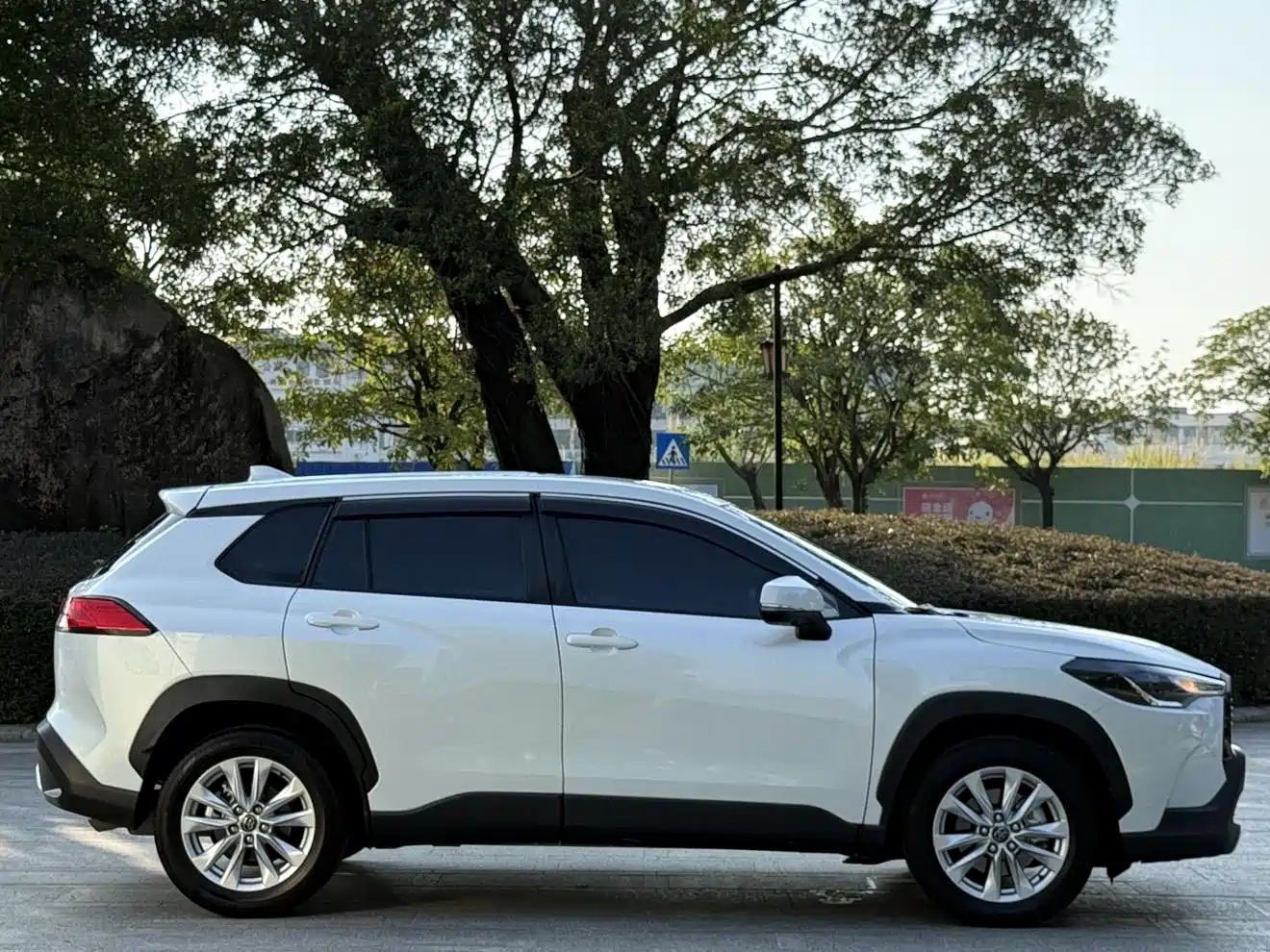 Toyota Corolla Cross 2024 2024 Model 2.0L Pioneer Edition