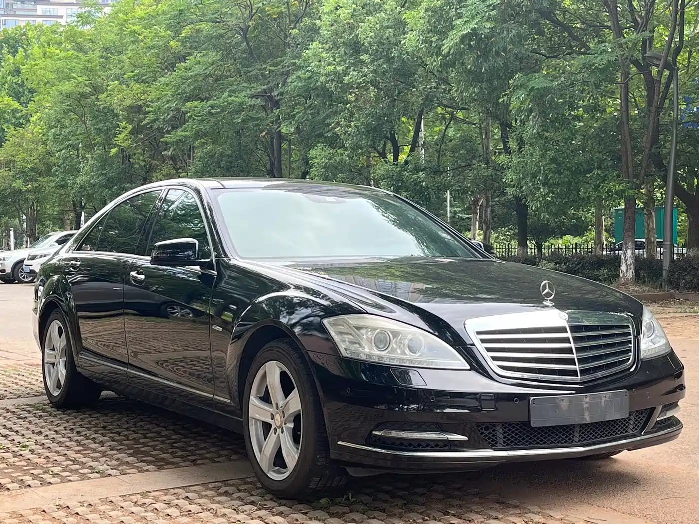 Фото 3 - Mercedes-Benz S-Class