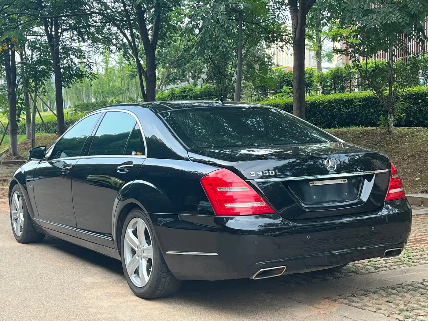 Фото 5 - Mercedes-Benz S-Class