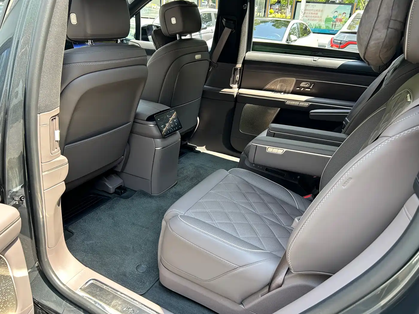 NIO ES8 2025 2025 Base Model