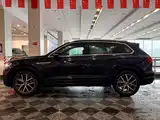 Фото 13 - Volkswagen Touareg