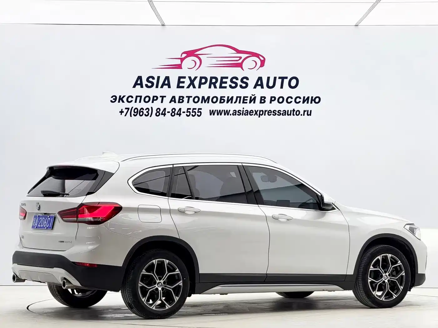 BMW X1 2022 sDrive20Li Fashion фото 4