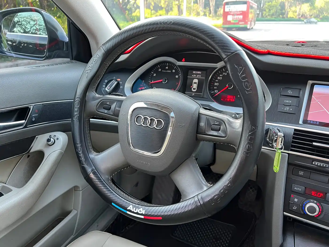 Audi A6L 2011 Model 2.0 TFSI Auto Standard фото 6