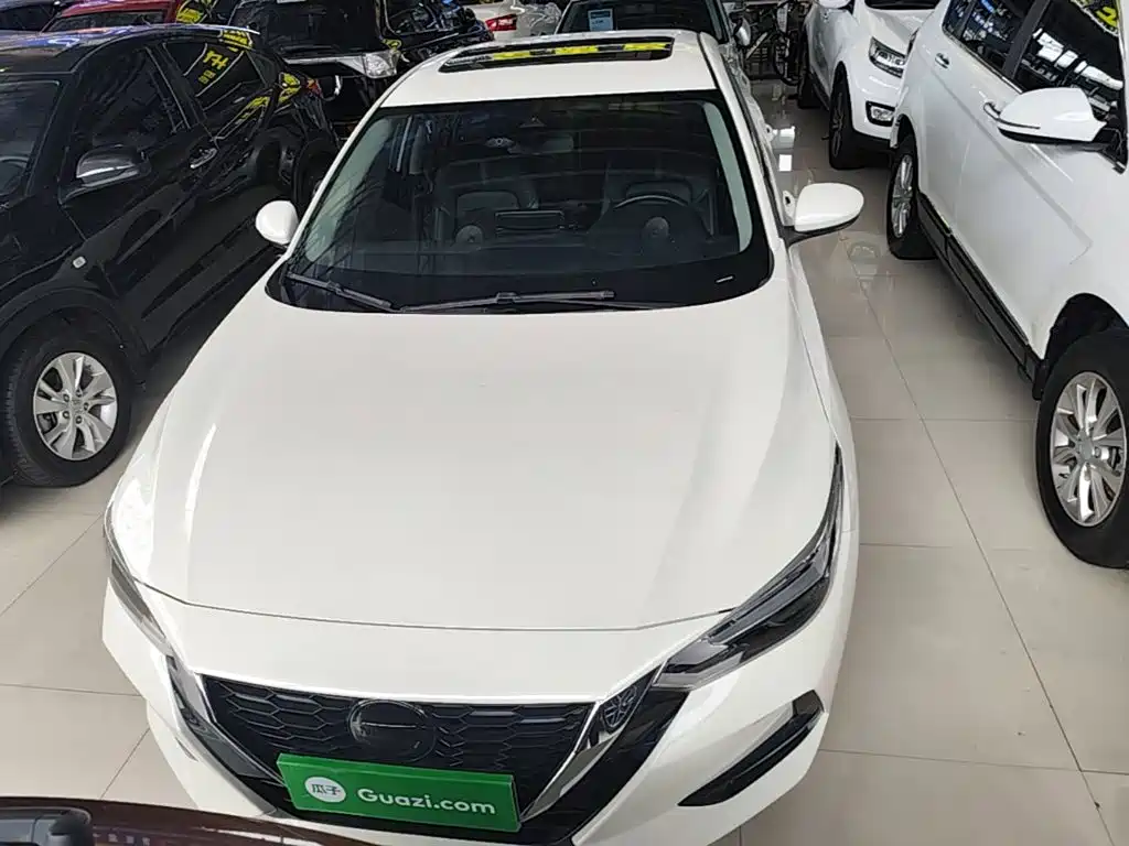 Nissan SYLPHY, миниатюра 3