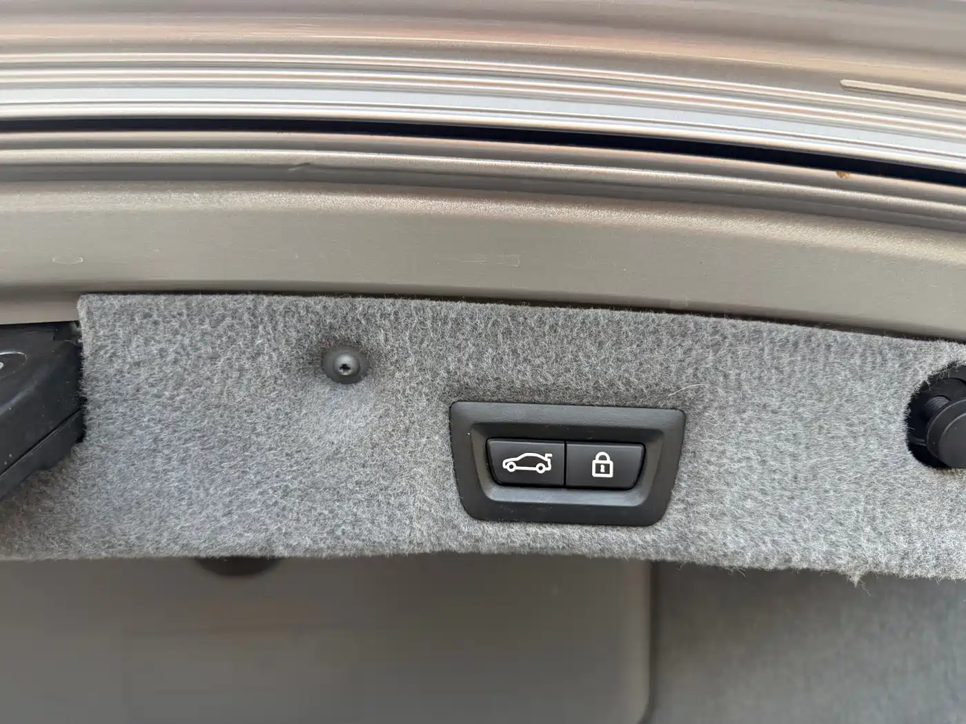 BMW 7 Series 2013 Model 740Li Luxury фото 22