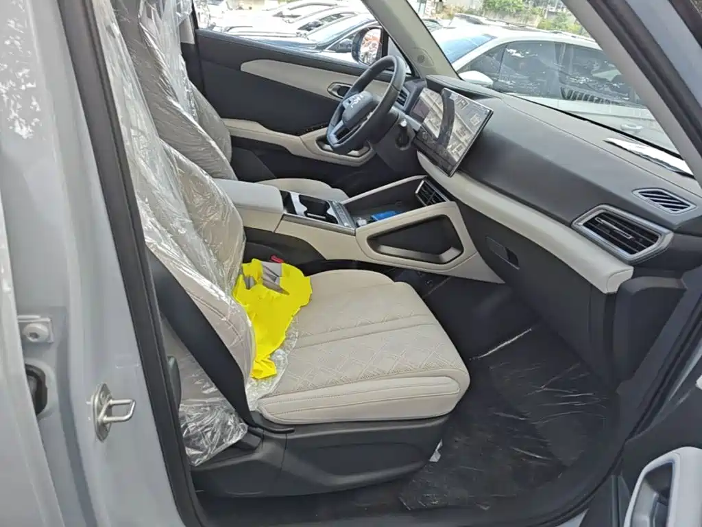 BYD Yuan UP 2026 2025 Smart Drive Edition 401KM Vitality Version