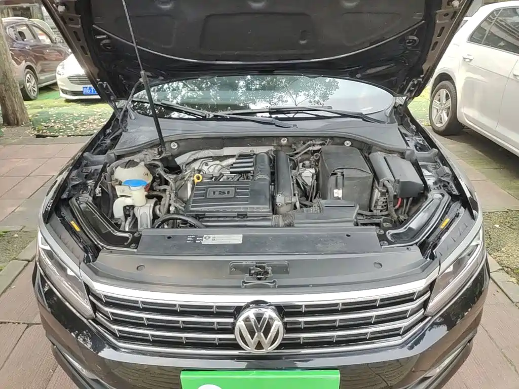 Фото 20 - Volkswagen Passat