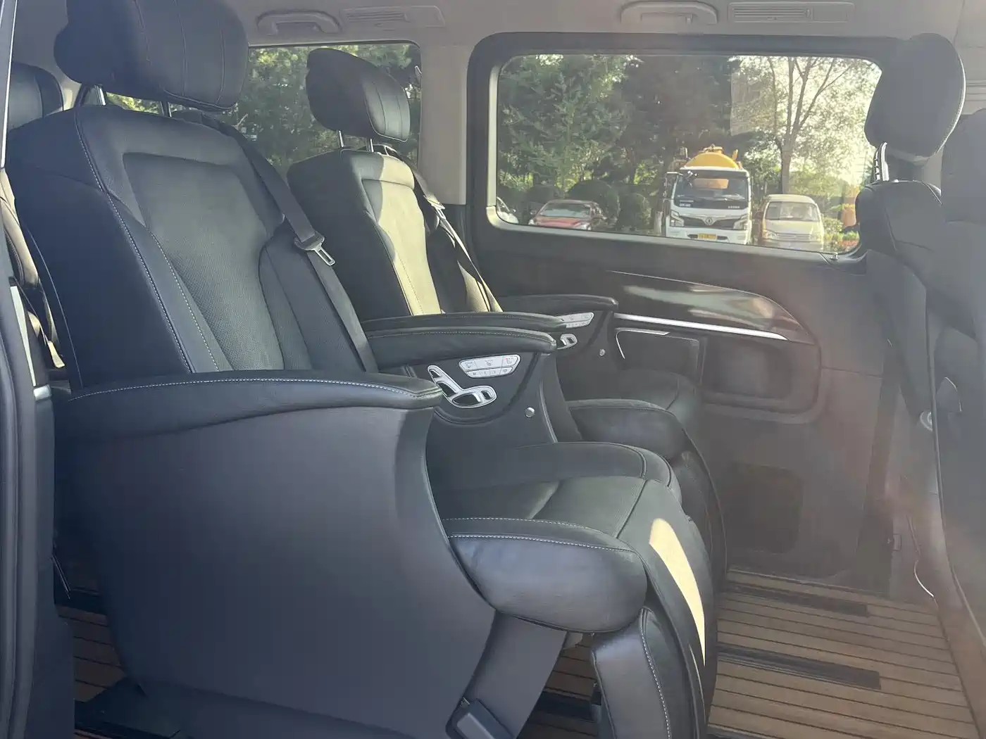 Mercedes-Benz V-Class 2018 2018 V 260 L Premium Long Version China V