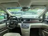 Фото 14 - Buick GL8