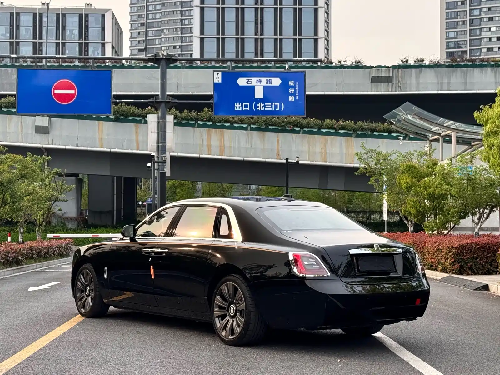 Фото 7 - Rolls-Royce Ghost