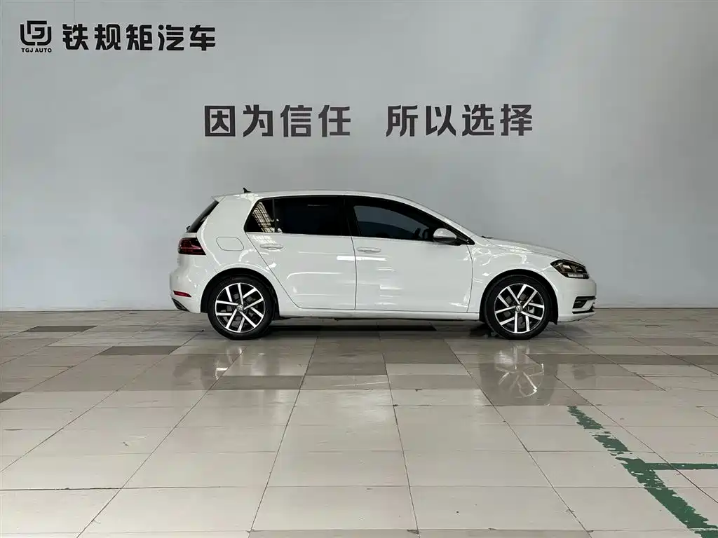 Volkswagen Golf 2020 Beloved Edition 280TSI DSG Luxury фото 6