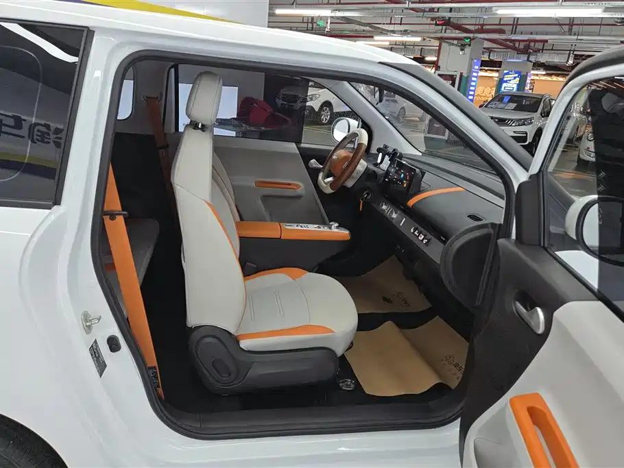 CHANGAN CHANGAN LUMIN