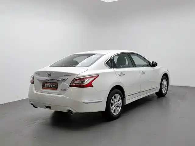 Nissan Teana 2013 2.0L XL Comfort — фото 2