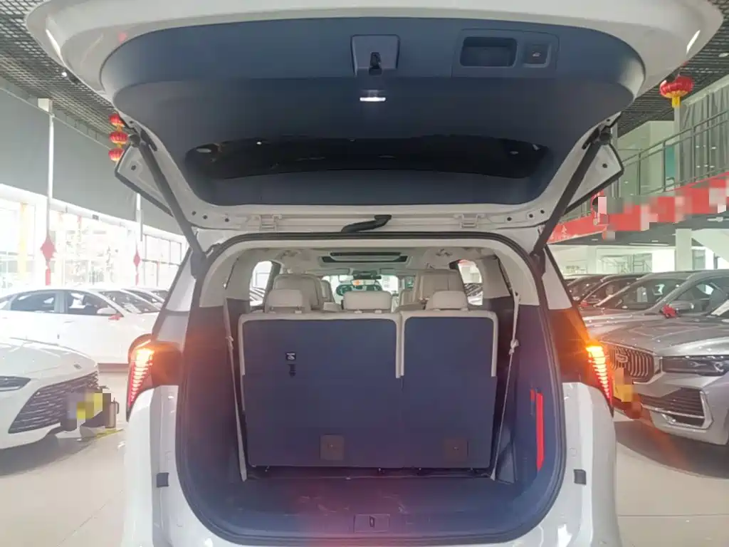 Buick GL8 New Energy 2024 2024 Landglory Luxury Edition 7-Seater