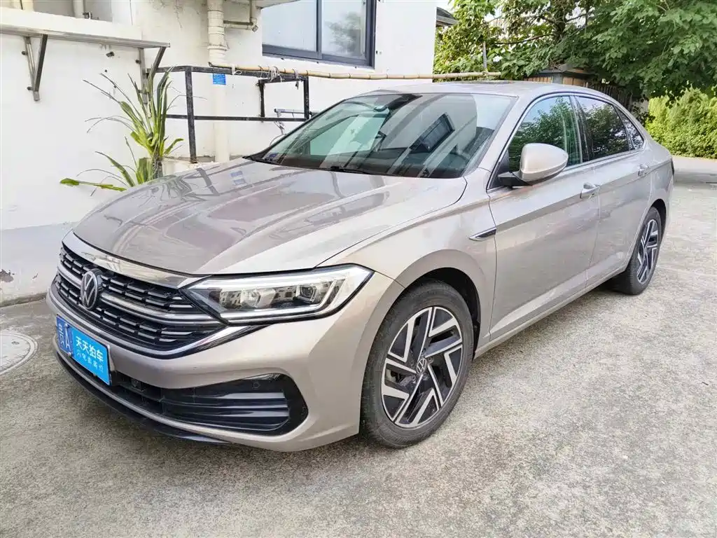 Volkswagen Sagitar 2023 300TSI DSG Surpassing Edition