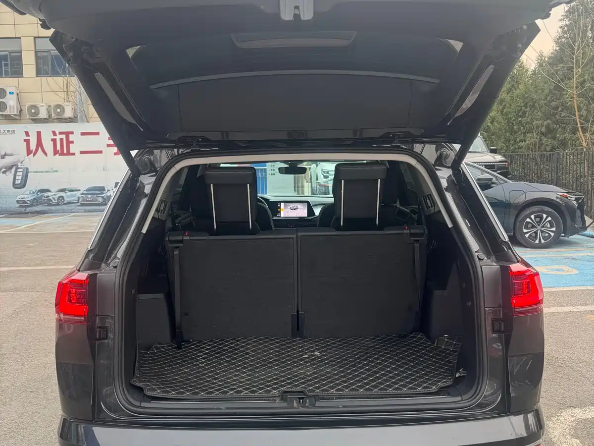 Volkswagen Talagon 2024 530TSI 4WD Flagship Victory Pro Shared Edition 6-Seater фото 10