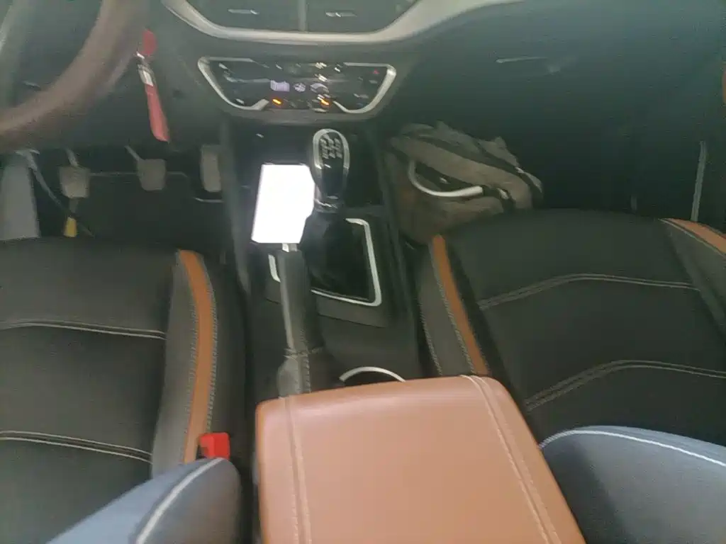 Zotye T300 2023 2023 T300L 1.5L Manual Standard Edition