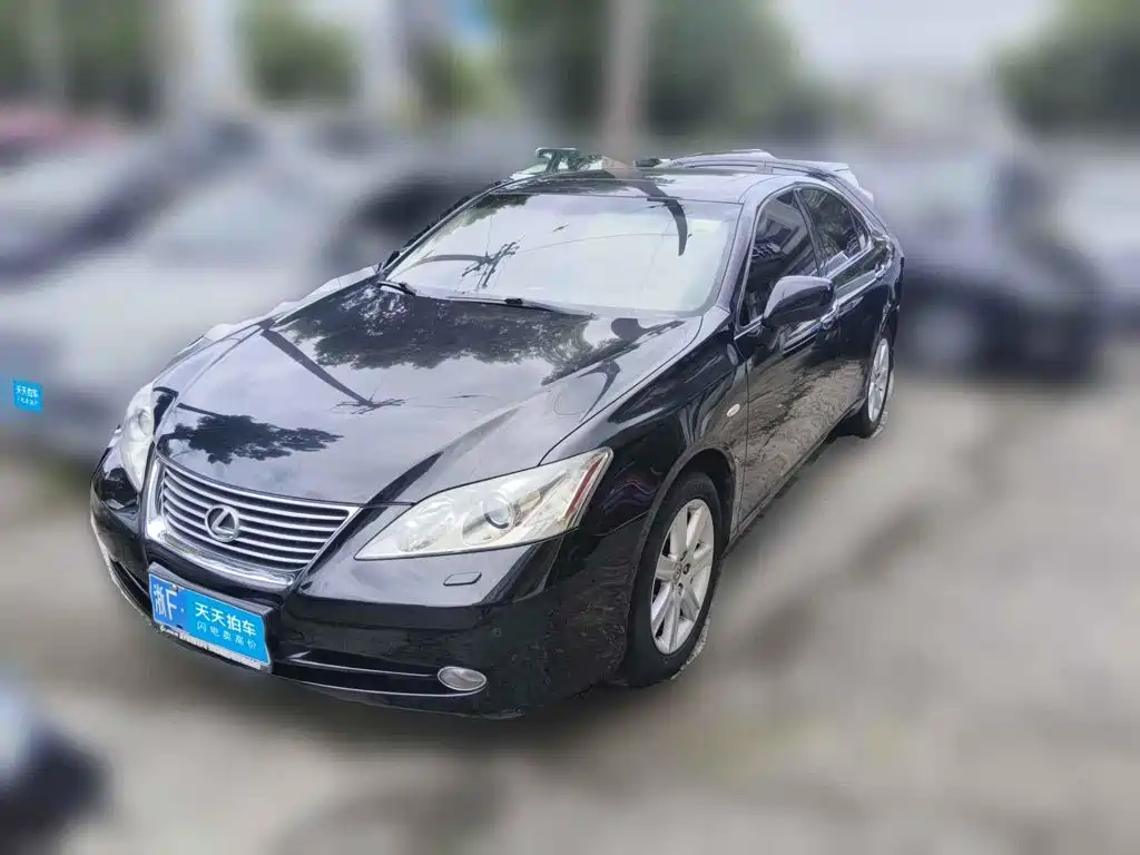 Photo 1 - Lexus ES