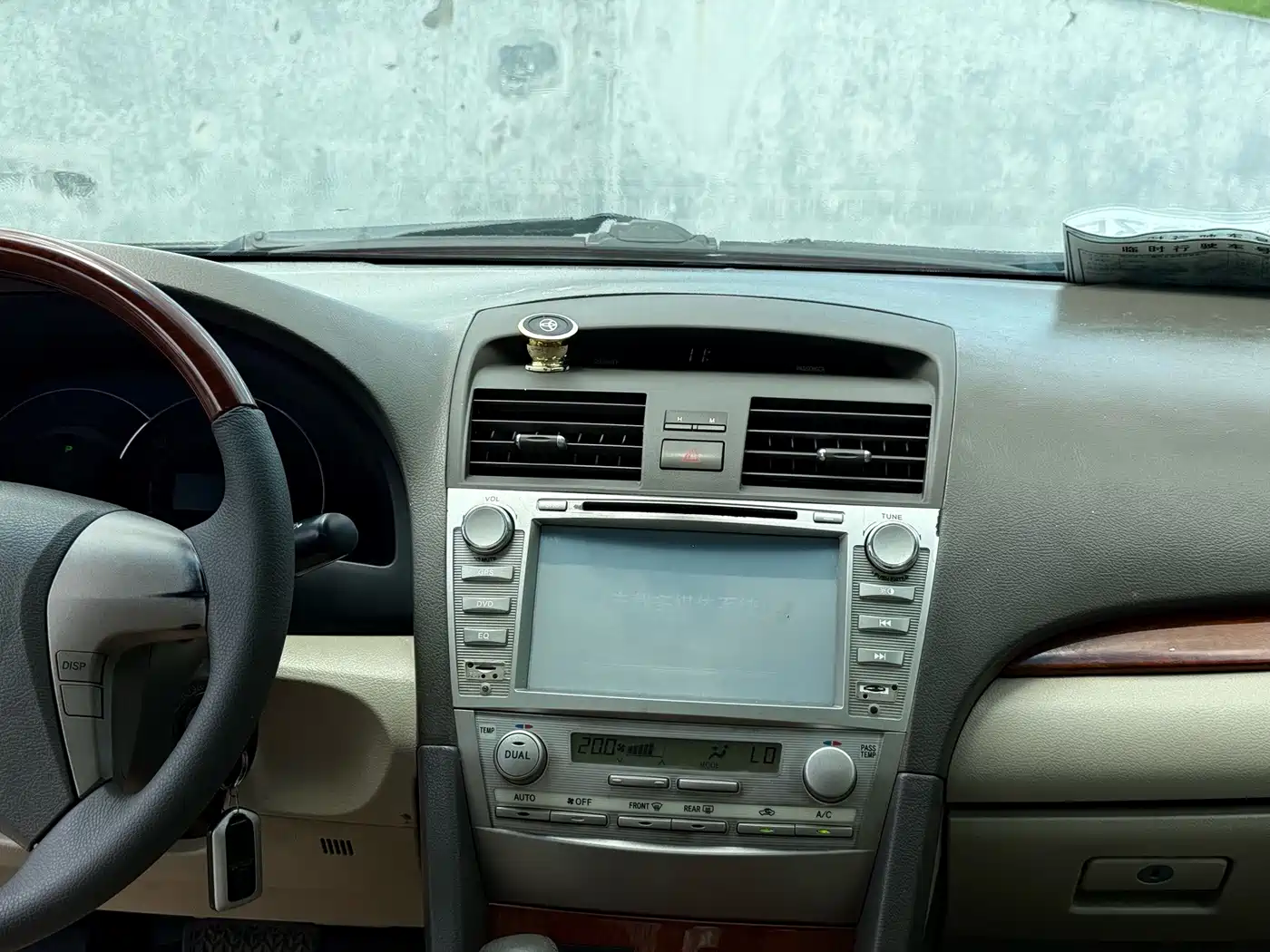 Photo 8 - Toyota Camry