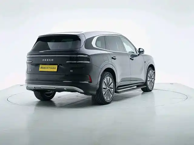 2026 ZEEKR 8X