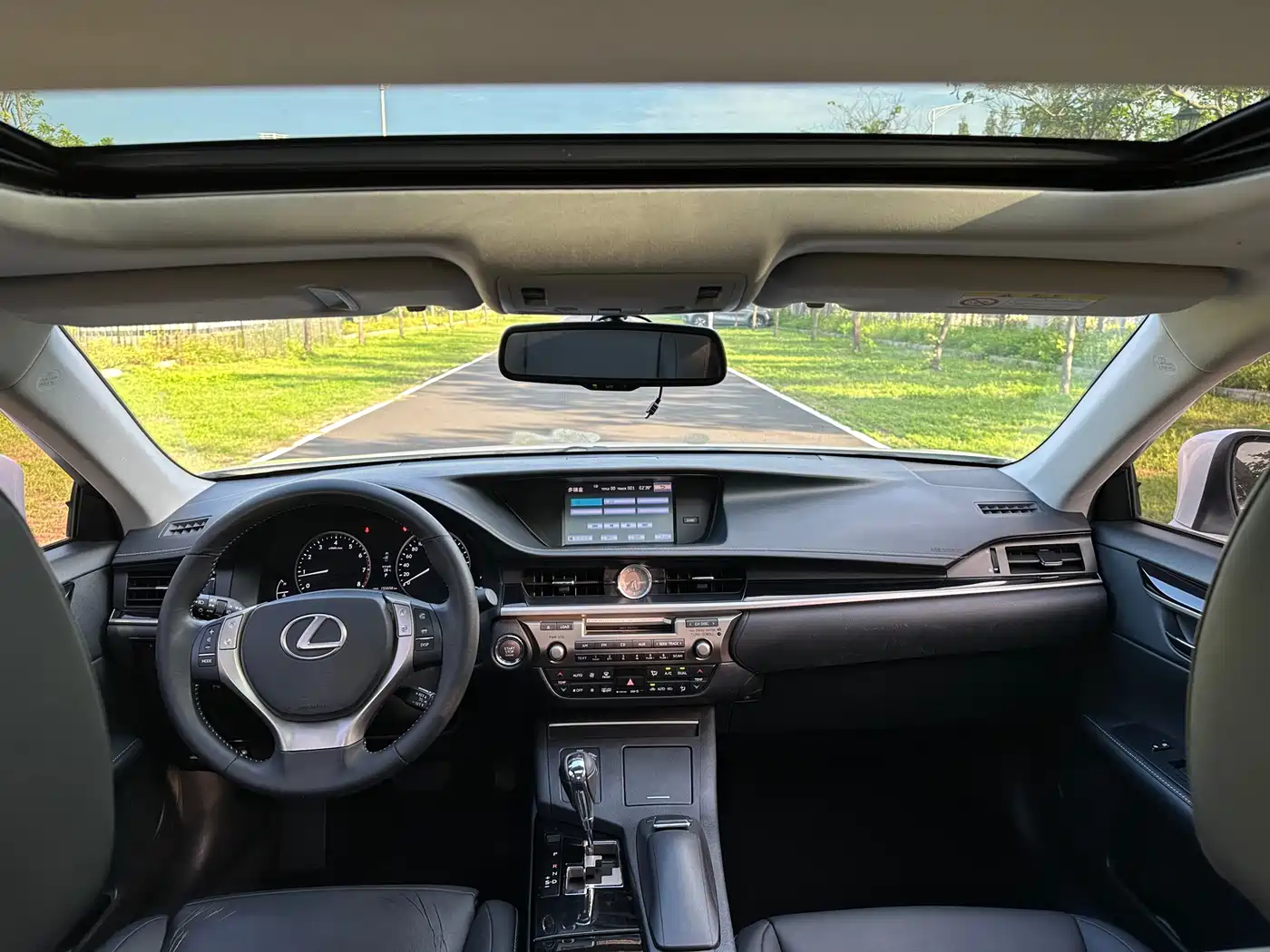 Lexus ES 2013 250 Elite Edition фото 9
