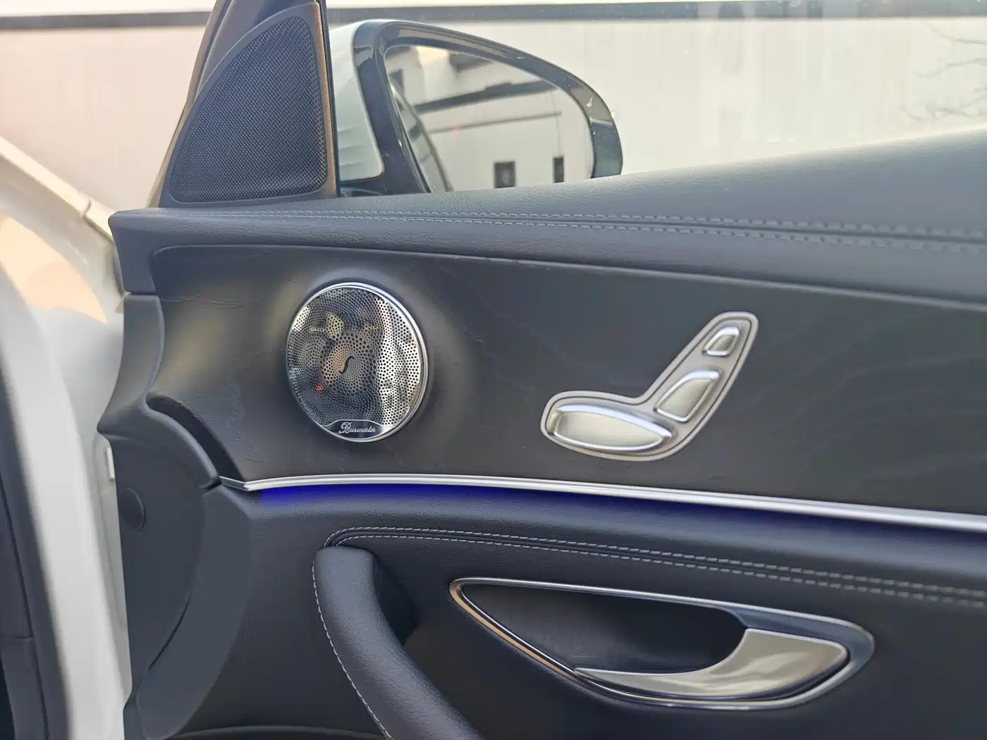 Mercedes-Benz E-Class 2016 E 200 L Sport Type фото 24