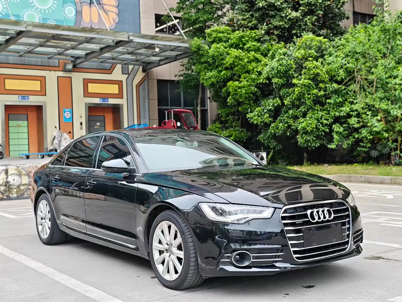 Audi A6L 2014 50 TFSI quattro Luxury фото 3