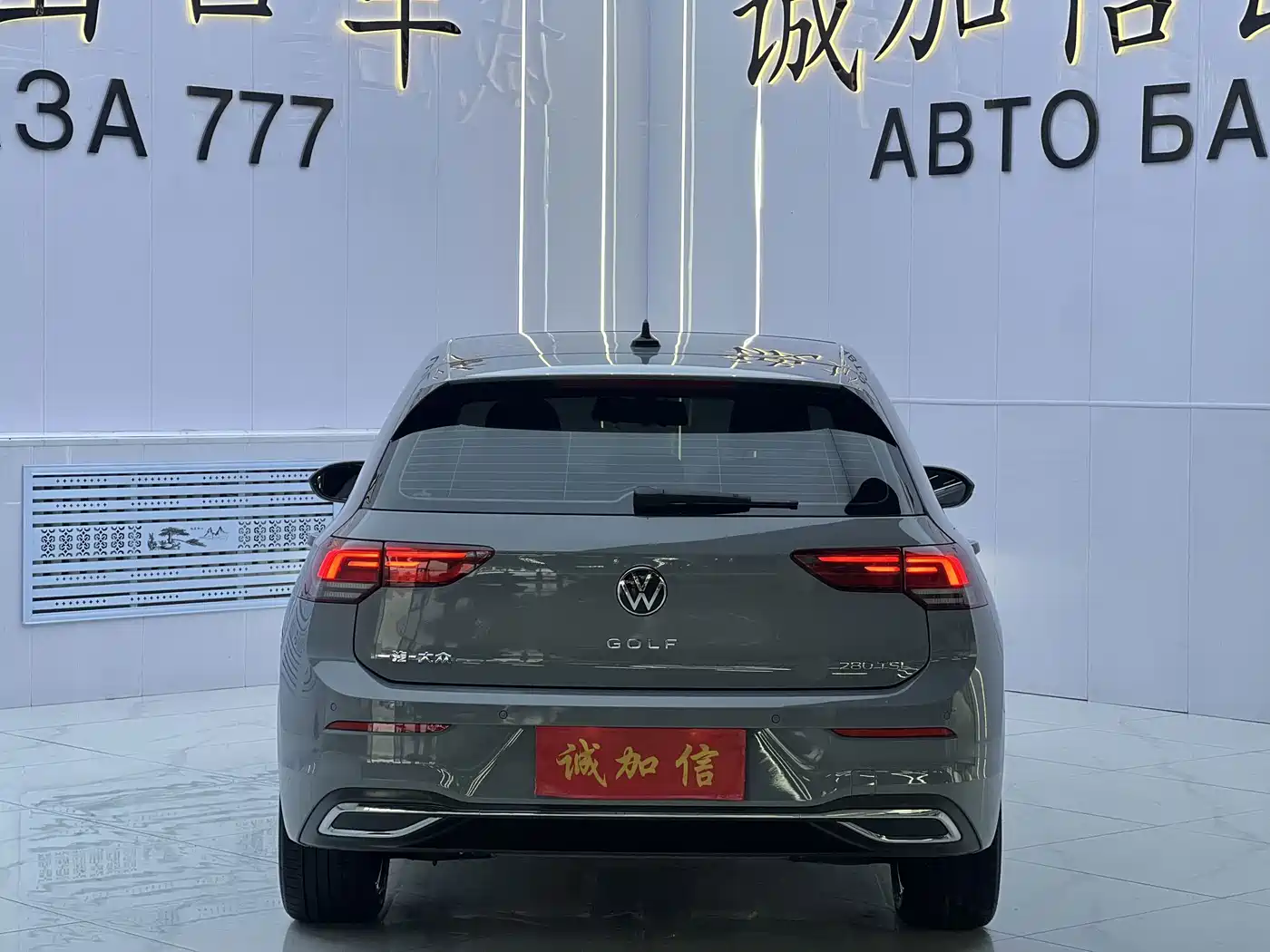 Volkswagen Golf 2024 2023 280TSI DSG Pro